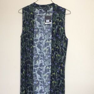 Topshop long sleeveless vest for sale! 🌷